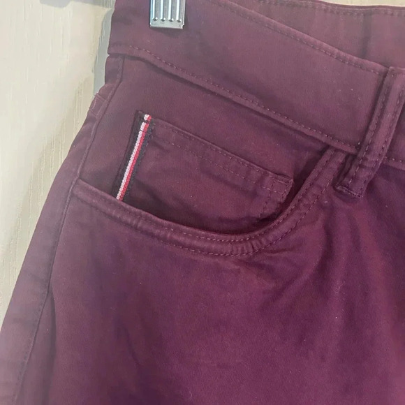 “Tommy Hilfiger” NWT Men’s Burgundy THFLEX Straight Leg Pants Size 30/30 - Picture 4 of 17